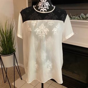 Mossimo Black & White Color Block Polyester Blouse